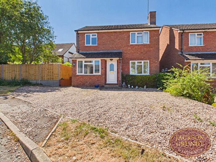 3 Bedroom Detached House To Rent In Parkfield Road, Long Buckby, NN6