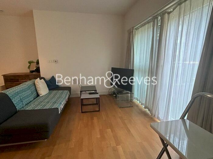 1 Bedroom Flat To Rent In Flotilla House, Juniper Drive, SW18