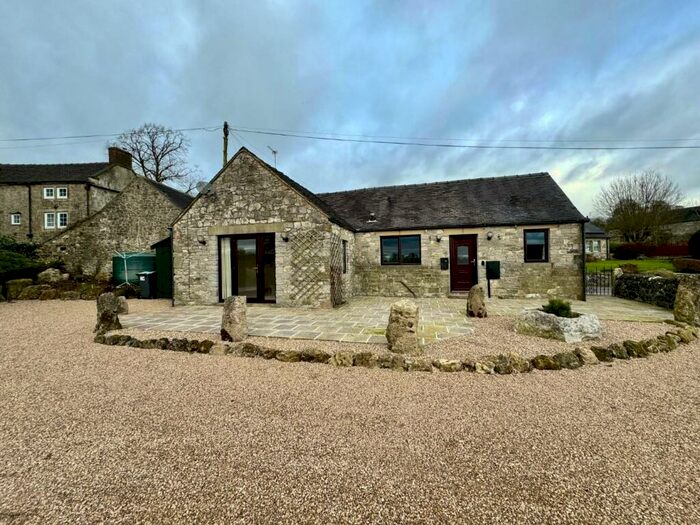 2 Bedroom Detached Bungalow To Rent In West End, Brassington, Matlock, DE4