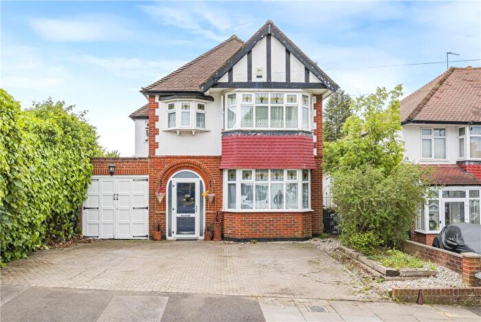 4 Bedroom Detached House For Sale In Cloonmore Avenue, South Orpington, Kent, BR6