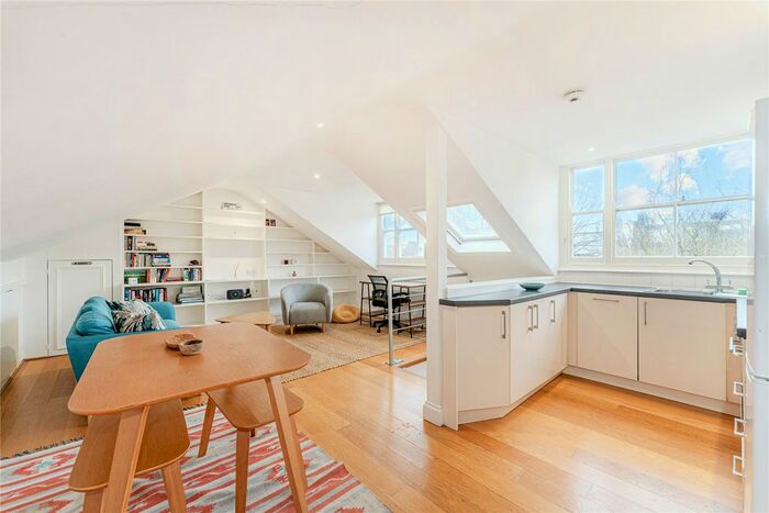 1 Bedroom Flat To Rent In Cambridge Gardens, London, W10