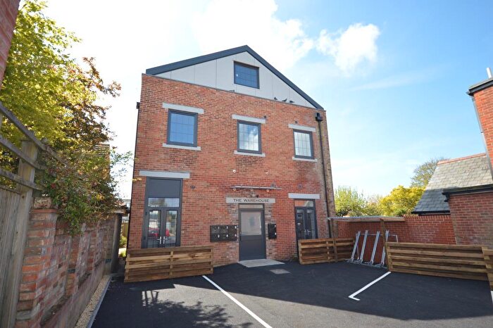1 Bedroom Flat To Rent In The Warehouse, Western Road, Lymington, Hampshire, SO41