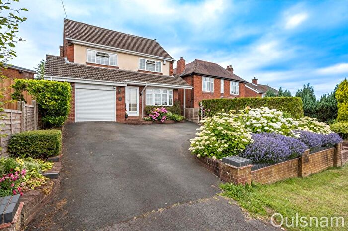 4 Bedroom Detached House For Sale In Bromsgrove Road, Romsley, Halesowen, Worcestershire, B62