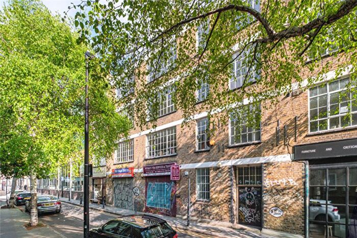 3 Bedroom Apartment For Sale In Princelet Street, London, E1