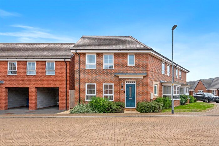 3 Bedroom Semi Detached House For Sale In - Haddon Avenue, Barton Seagrave, NN15