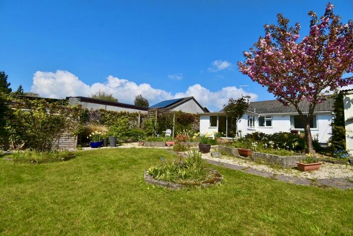 2 Bedroom Bungalow For Sale In Willow Close, Mylor Bridge, TR11