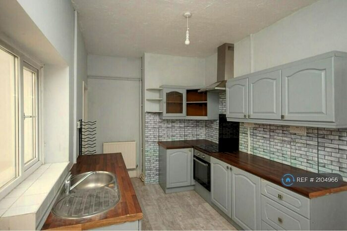 4 Bedroom Terraced House To Rent In Church Road, Stoke Gifford, Bristol, BS34