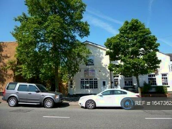 2 Bedroom Flat To Rent In Bromborough, Wirral, CH62