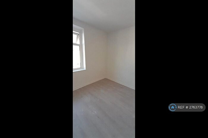 2 Bedroom Terraced House To Rent In Parkinson Street, Burnley, BB11