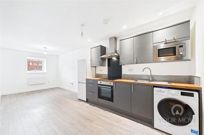 1 Bedroom Flat To Rent In Gold Street, Northampton, NN1