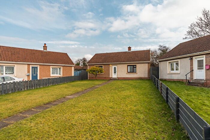 2 Bedroom Bungalow For Sale In Suttieslea Crescent, Newtongrange, EH22