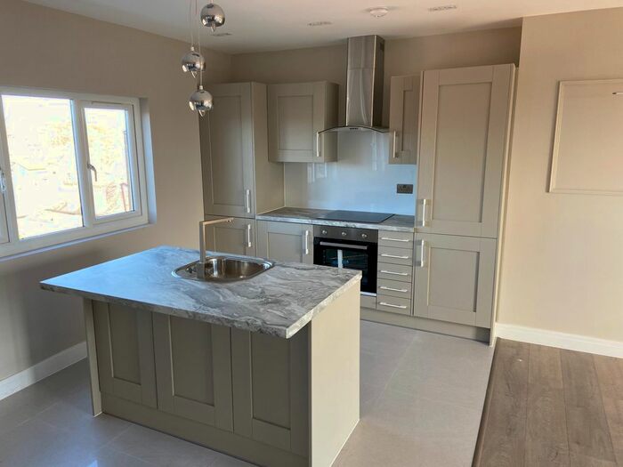 1 Bedroom Flat To Rent In Hickin Close, Woolwich, SE7