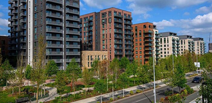 2 Bedroom Flat To Rent In The Green Quarter, London, UB1