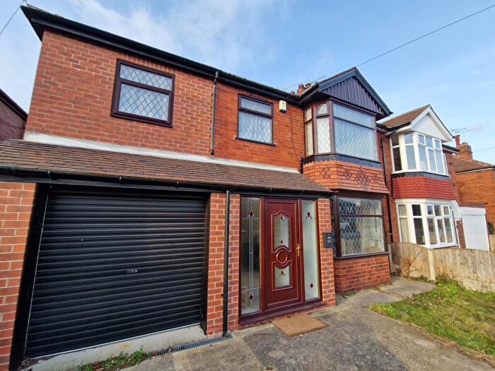 4 Bedroom House To Rent In Tenter Balk Lane, Adwick-le-Street, Doncaster, DN6