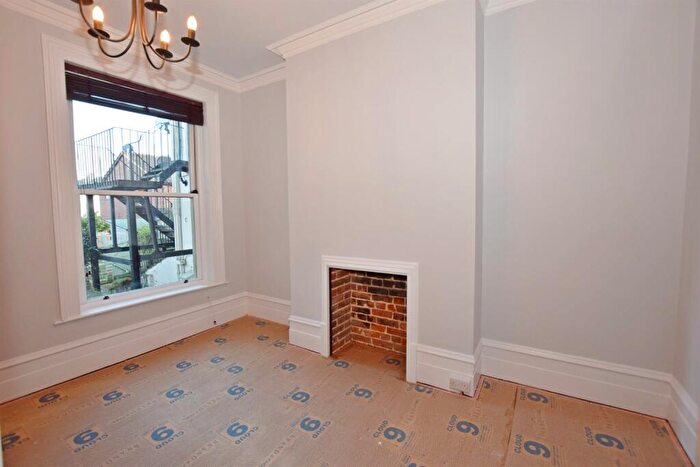 1 Bedroom Flat To Rent In Park Road, Bognor Regis, PO21