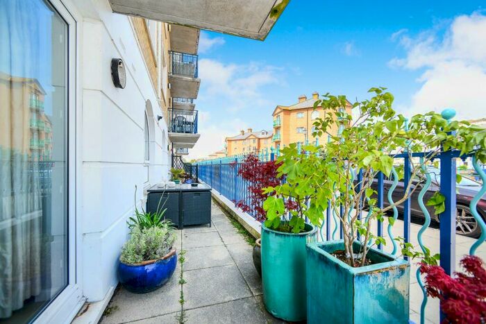 2 Bedroom Flat To Rent In Collingwood Court, Brighton Marina, BN2