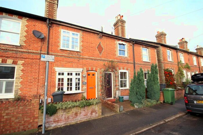 2 Bedroom Property To Rent In George Road, Guildford, GU1