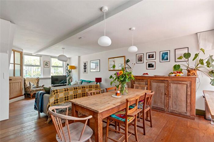 2 Bedroom End Of Terrace House For Sale In Honey Mews, West Norwood, London, SE27