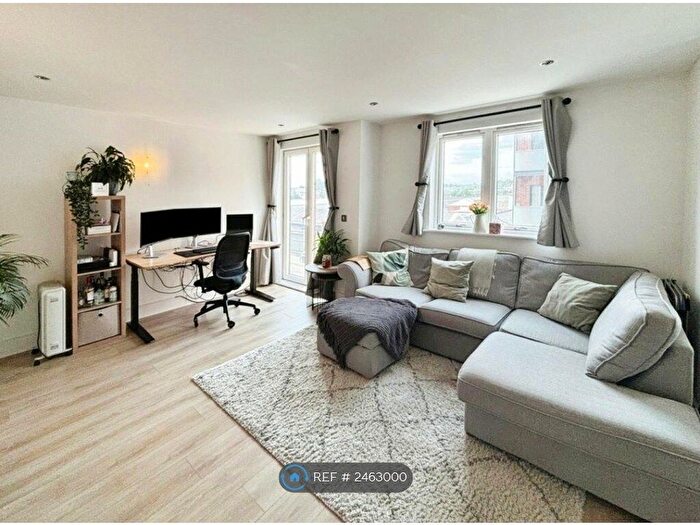 1 Bedroom Flat To Rent In The Chatham, Reading, RG1