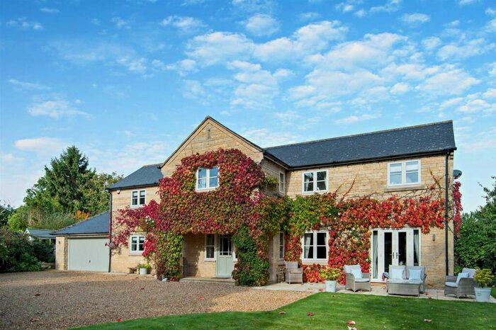 5 Bedroom Detached House For Sale In Top Lane, Bisbrooke, Rutland, LE15