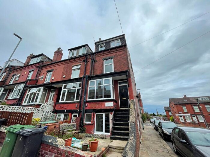 2 Bedroom Terraced House To Rent In Elsham Terrace, Burley, Leeds, LS4