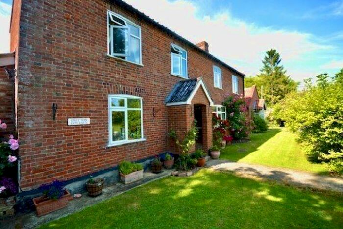 4 Bedroom Property To Rent In Fritton, Norwich NR15