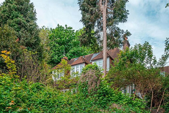 5 Bedroom House To Rent In Lucas Road, High Wycombe, HP13