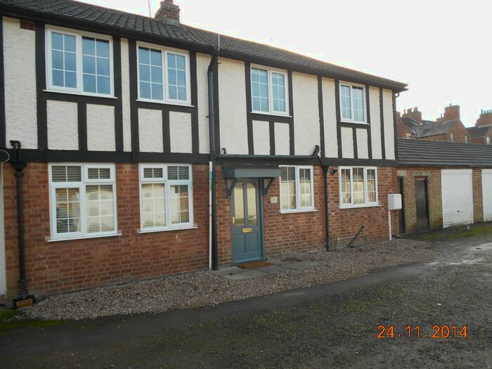 3 Bedroom Semi-Detached House To Rent In Burton Road, Melton Mowbray LE13