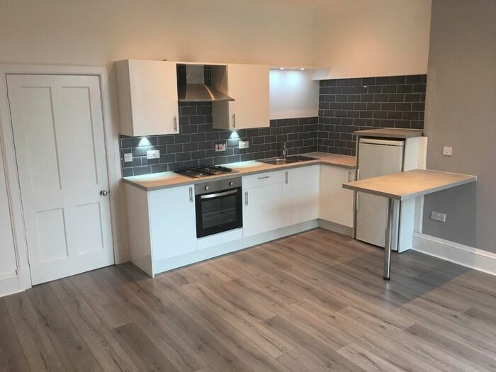 1 Bedroom Flat To Rent In Main Street, Holytown, North Lanarkshire, ML1