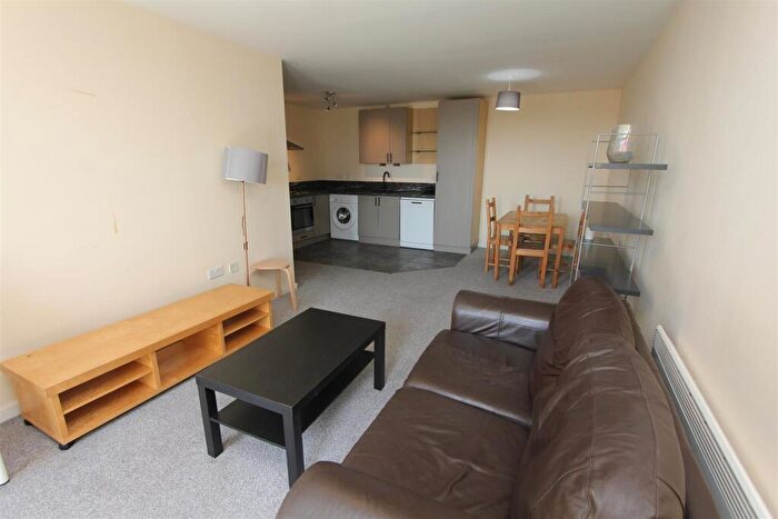 2 Bedroom Flat To Rent In Aspect, Elmwood Lane, LS2
