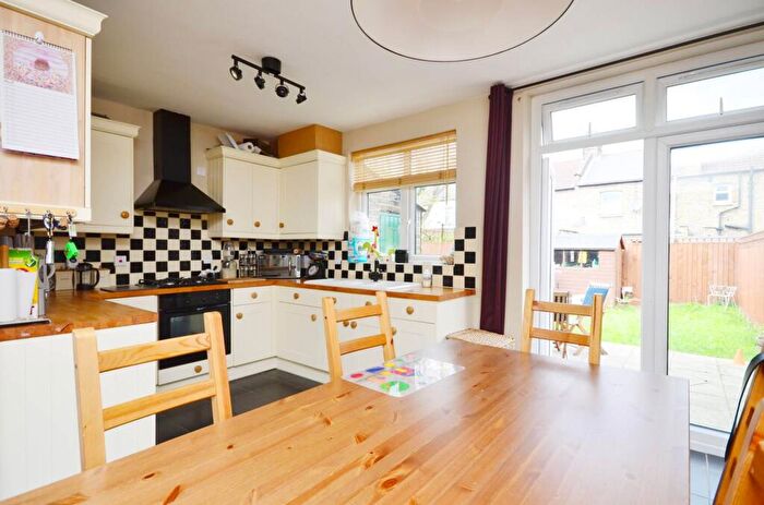 3 Bedroom Terraced House For Sale In Franklyn Road, , Willesden, London, NW10