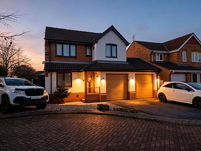 4 Bedroom Detached House For Sale In Rowan Close, Goldthorpe, S63