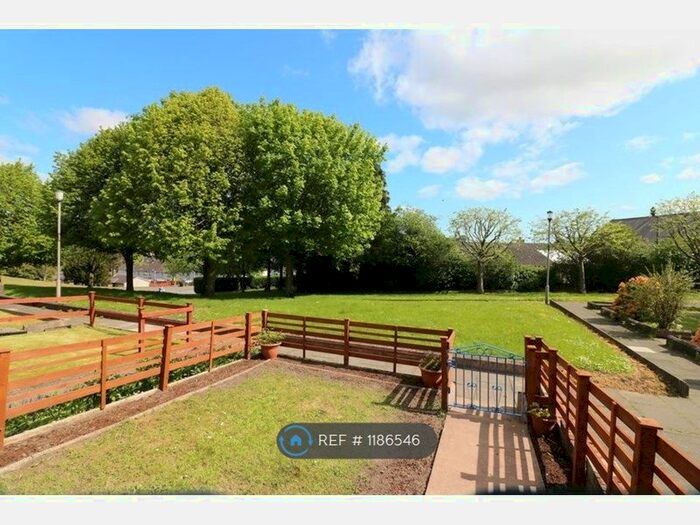 3 Bedroom Terraced House To Rent In Victoria Park, Banbridge BT32