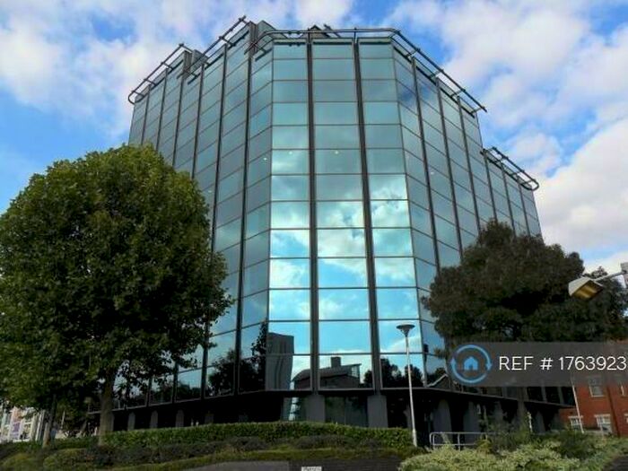 1 Bedroom Flat To Rent In St. Crispin House, Croydon, CR0