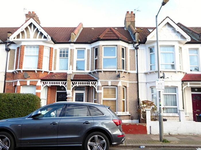3 Bedroom Terraced House To Rent In Eswyn Road, Tooting Broadway, SW17