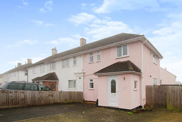 3 Bedroom End Of Terrace House To Rent In Bishop Manor Road - Westbury-on-Trym, BS10