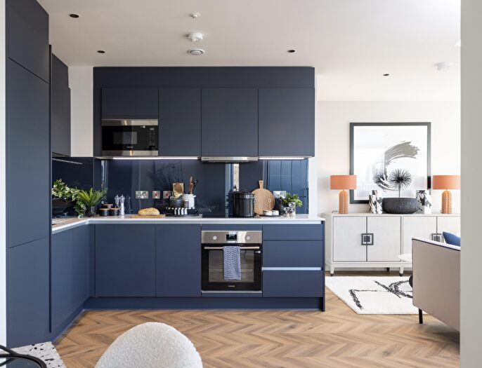 3 Bedroom Flat For Sale In Manor Road, Canning Town, London, E16