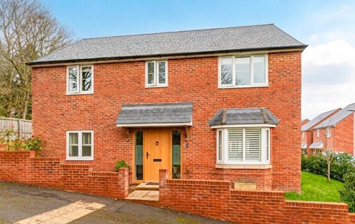 4 Bedroom Detached House For Sale In Haybrook Rise, Pewsey, Wiltshire, SN9