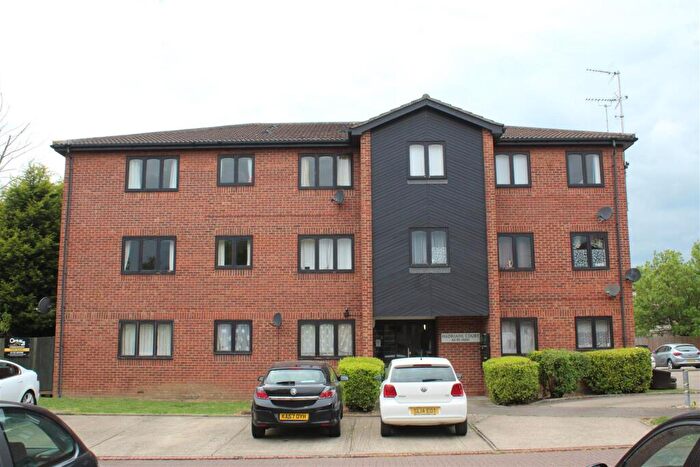 2 Bedroom Flat To Rent In Hadrians Court, Fletton, Peterborough, PE2