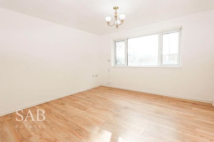 2 Bedroom Flat To Rent In Charles Crescent, Harrow, HA1