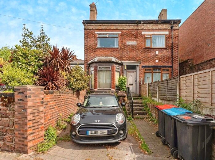 4 Bedroom Semi-Detached House For Sale In Liverpool Road, Chester, Cheshire, CH2