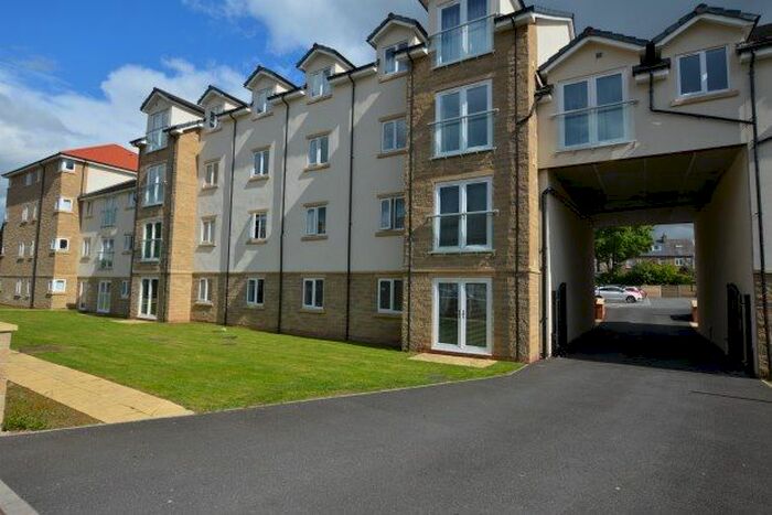 2 Bedroom Flat To Rent In Parkview, Sheffield, S13