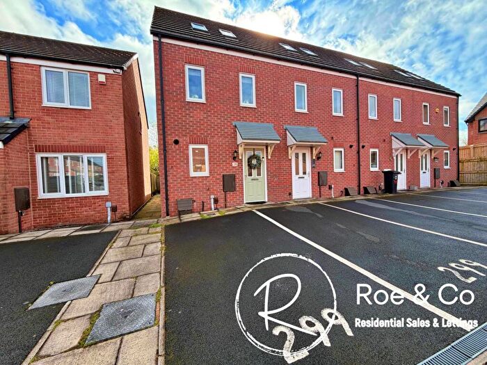 3 Bedroom Terraced House For Sale In Foxhunter Close, Lostock, BL6