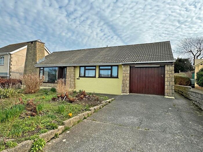 3 Bedroom Detached Bungalow For Sale In Rhydyfelin, Aberystwyth, SY23