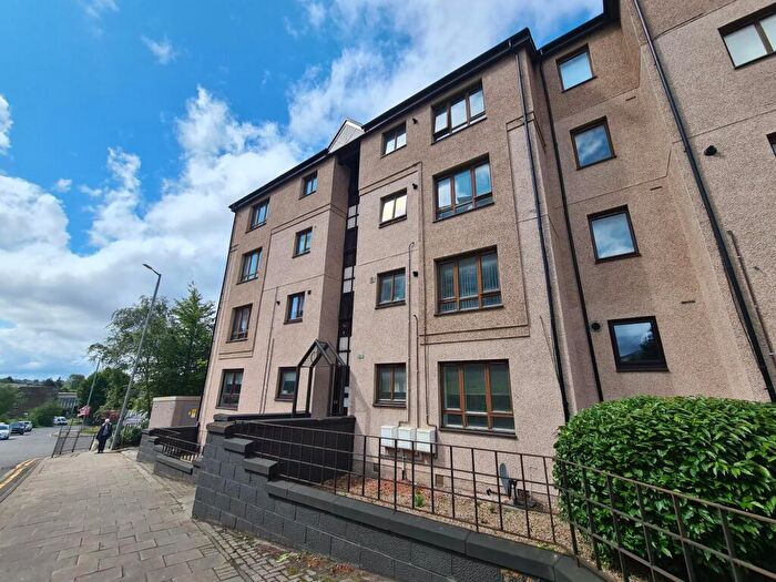 2 Bedroom Flat To Rent In Dunbeth Road, Dunbeth, Coatbridge, North Lanarkshire, ML5