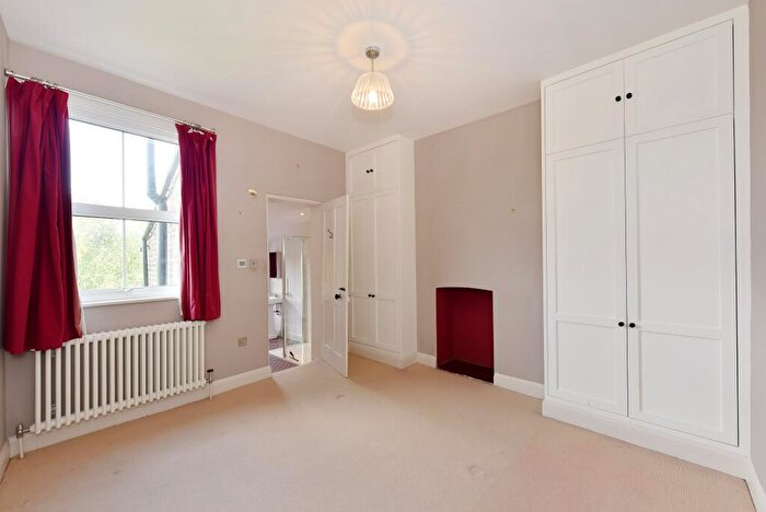 2 Bedroom End Of Terrace House For Sale In West Street, Harrow, Middlesex, HA1