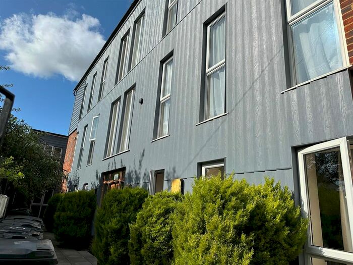 1 Bedroom Property To Rent In Upper Stone Street, Maidstone, ME15