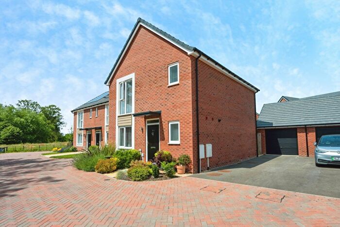 3 Bedroom Detached House For Sale In Poplar Drive, Meon Vale, Stratford-Upon-Avon, Warwickshire, CV37