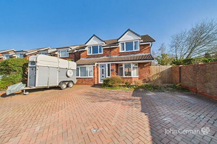 4 Bedroom Detached House For Sale In Hillside Drive, Little Haywood, ST18