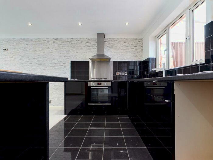 3 Bedroom Terraced House To Rent In Pelham Rise, Peacehaven, East Sussex, BN10